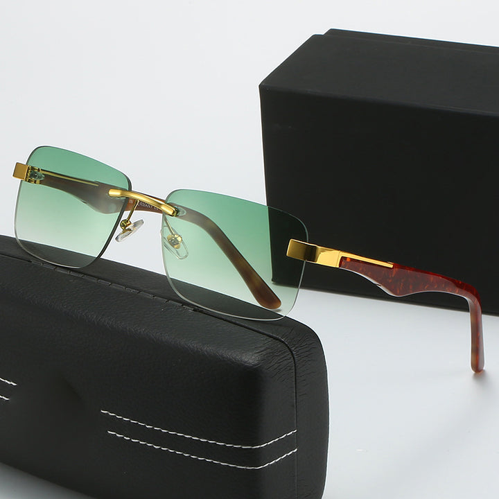 Dame moteriktig halvrammebrille med elegant metall- og plastmix Skanto