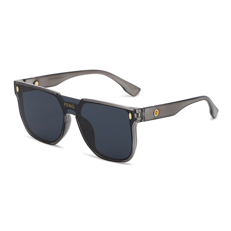 Damen moteriktig solbrille i trendy, geometrisk design Skanto