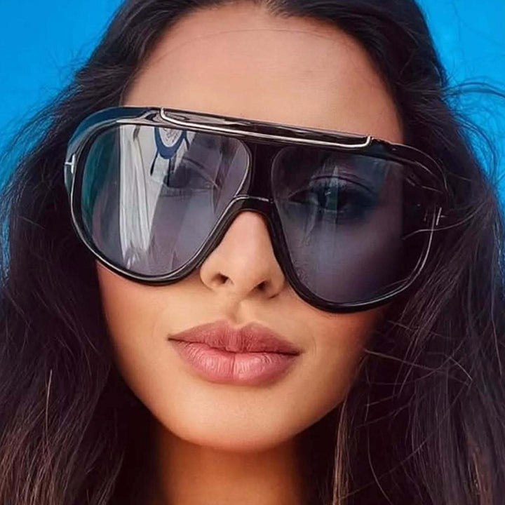 Women's Oversized Sunglasses in Modern Transparent Design Skanto