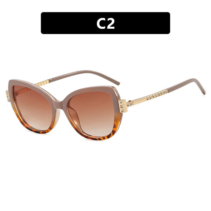 Women's oversized sunglasses with protective UV filter and elegant accents Skanto