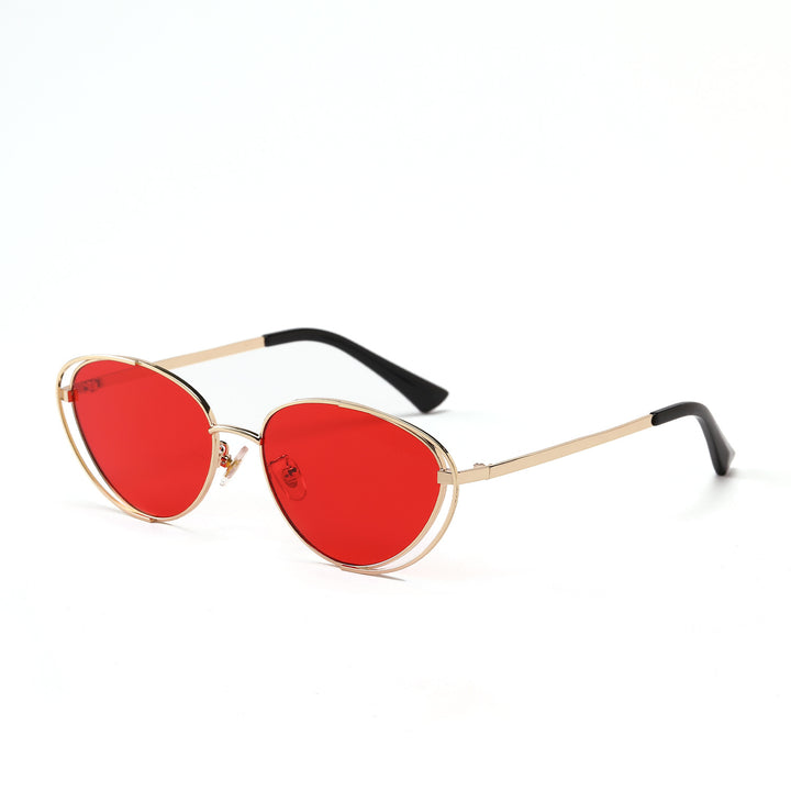 Dame geometrisk solbrille med rødt glass og elegant metallramme Skanto