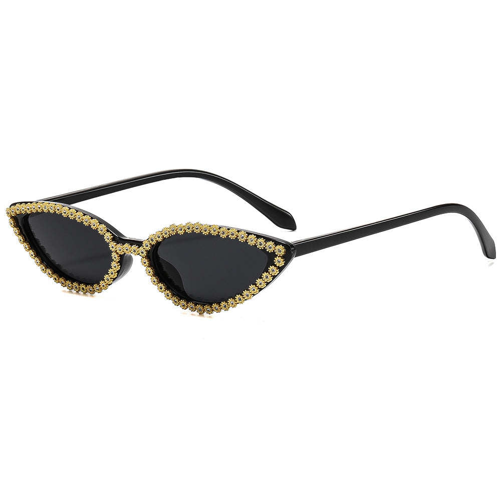 Dame Cat-Eye solbriller med glitrende blomsterdekor Skanto