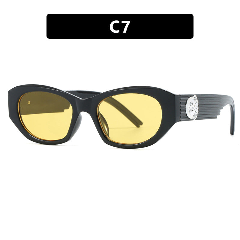 Women's Fashion Cat-Eye Sunglasses with Striking Design and Luxurious Details Skanto