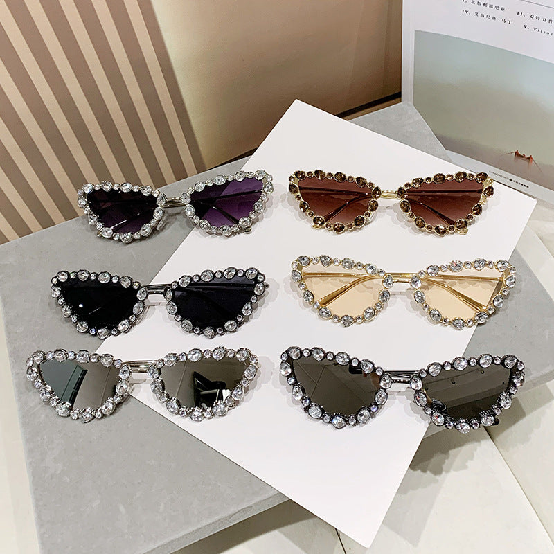 Dame Glamourøs Cat-Eye Solbrille med glitrende Strassdetaljer Skanto