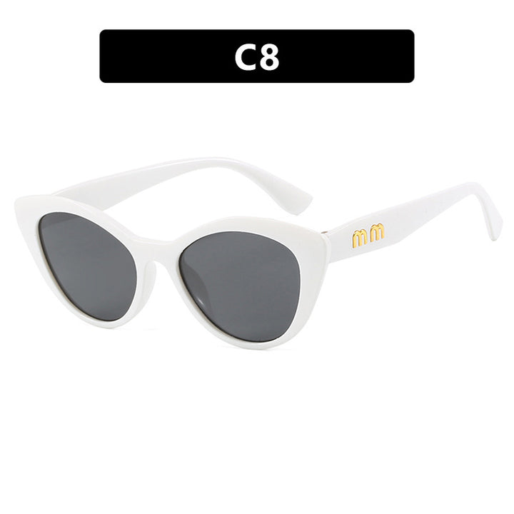 Women's eccentric Cat-Eye sunglasses with protective UV filter Skanto