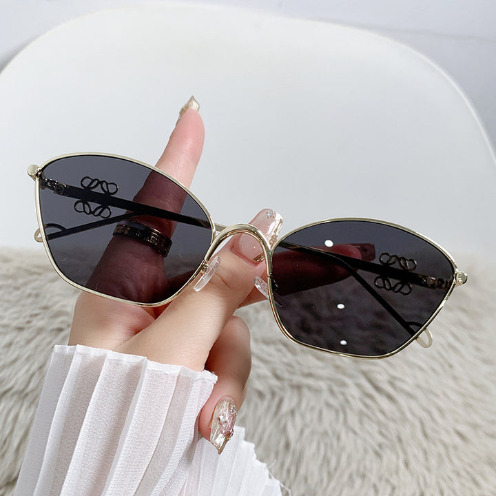 Women's Fashion Cat-Eye Sunglasses with Filigree Metal Frame Skanto