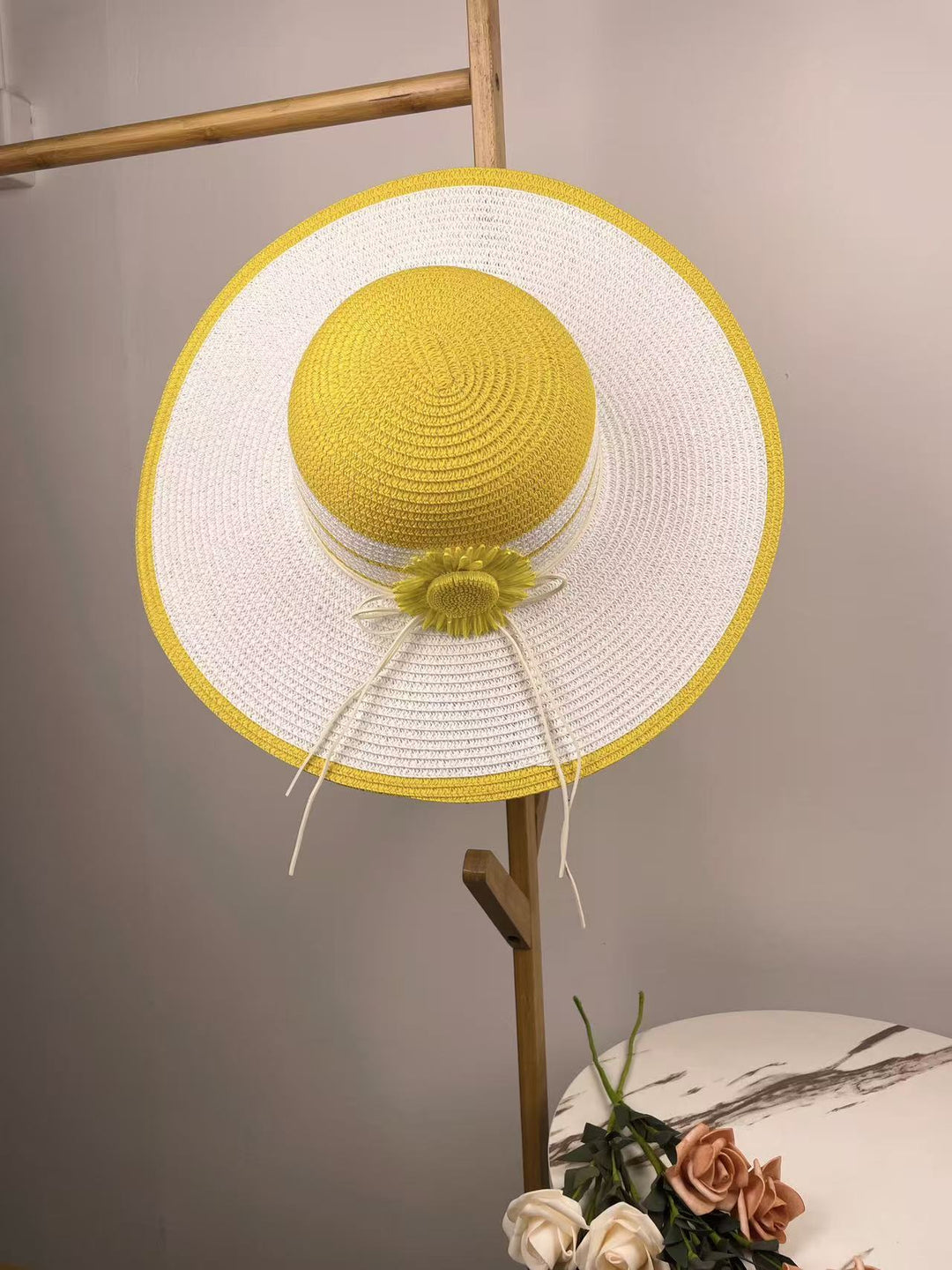 Elegant Strandveske med tilhørende solhatt Skanto