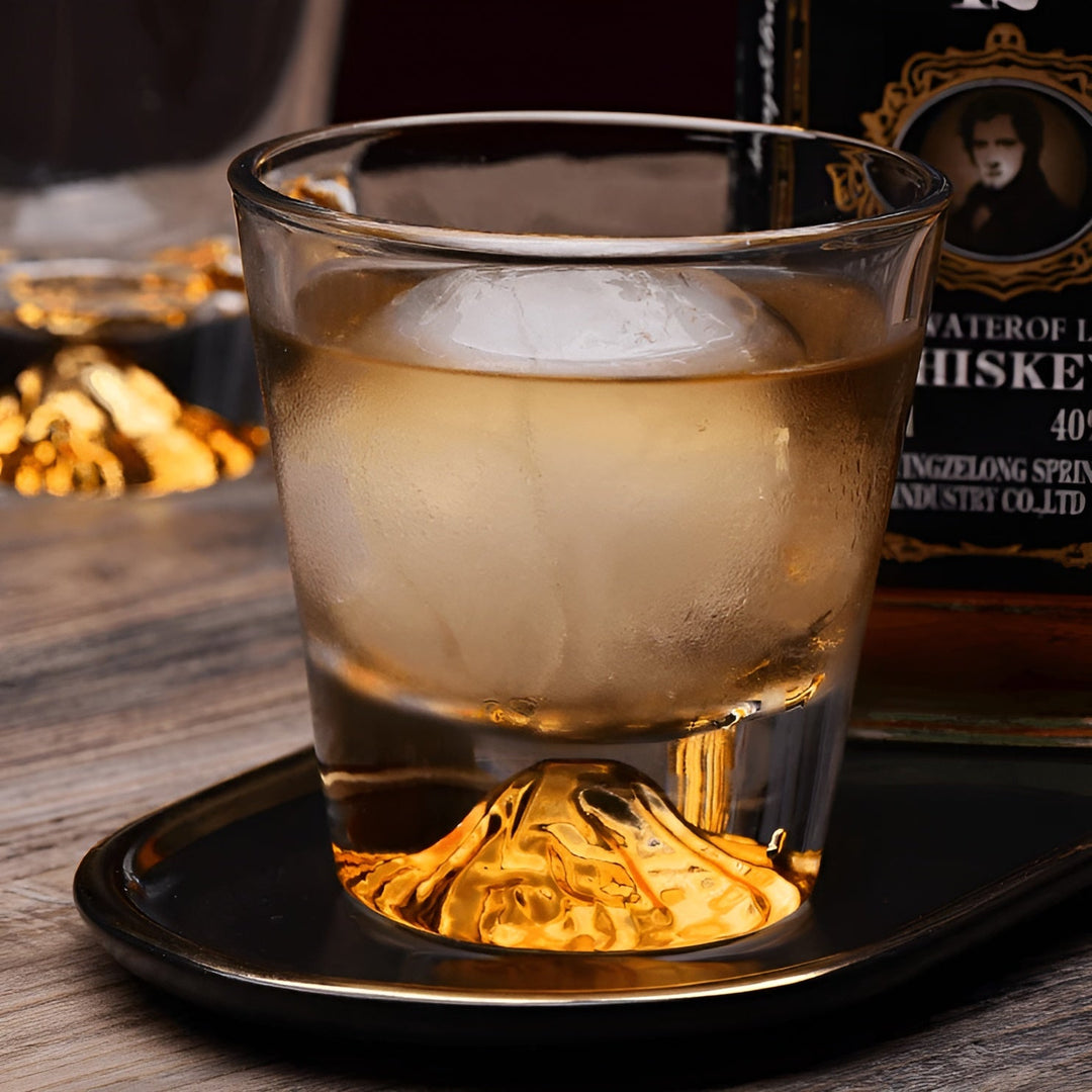 Whiskeyglass med Mount Fuji-design – Elegant sett for kjennere | Skanto