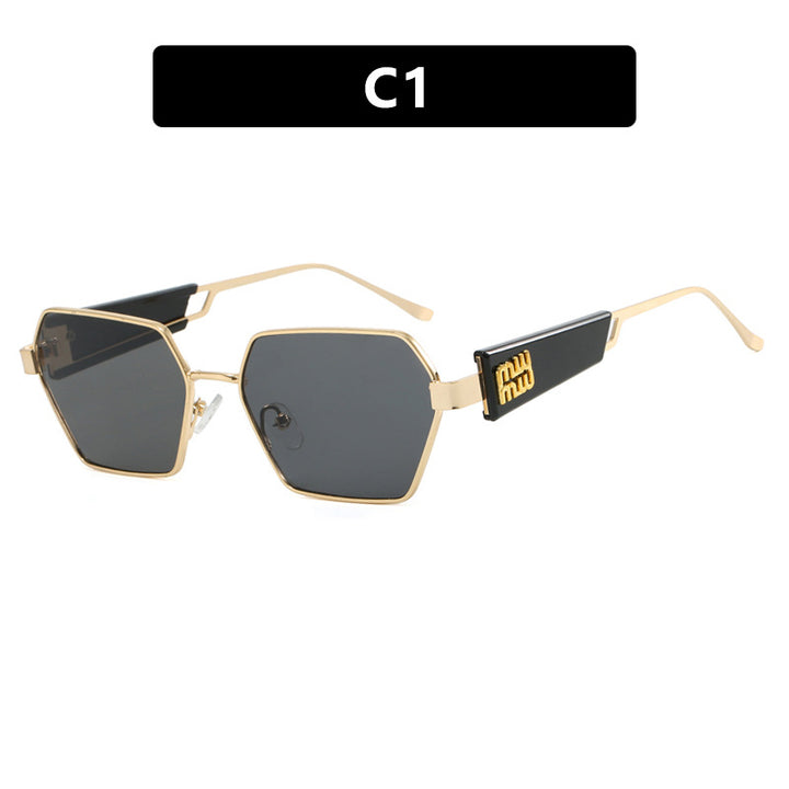 Dame heksagonal solbrille med elegant metallramme og beskyttende glass Skanto