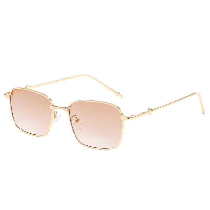 Dame elegant firkantet solbrille med høykvalitets metallramme Skanto