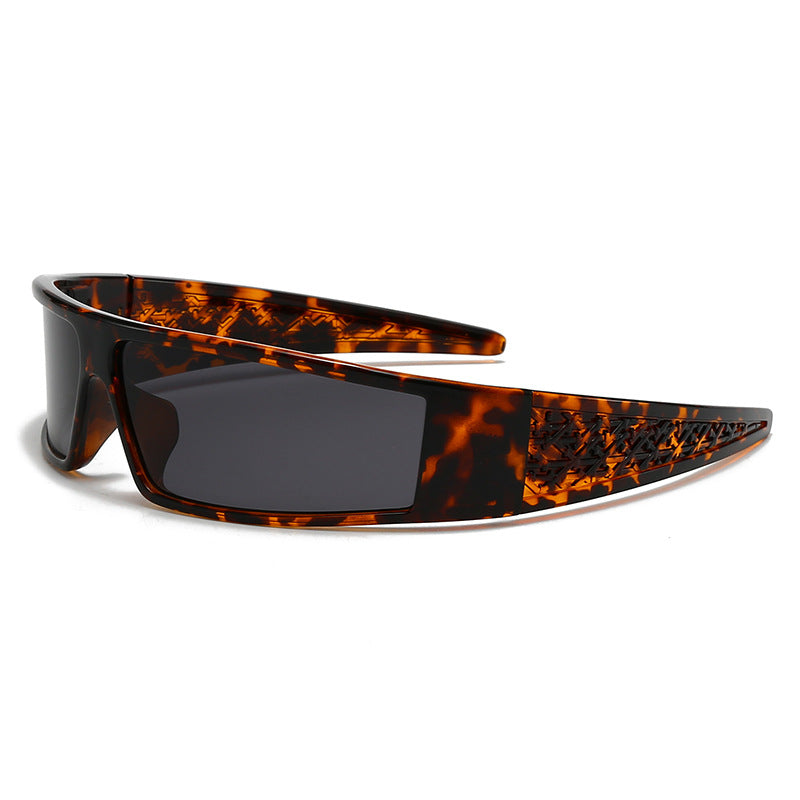 Dame Sporty solbriller med ergonomisk design Skanto