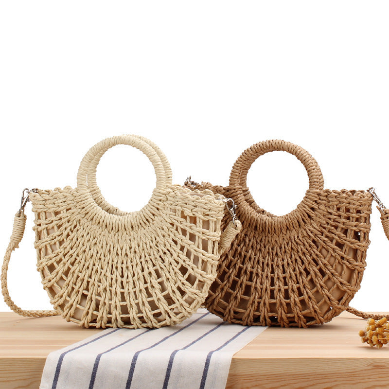 Handmade macrame handbag with round handle Skanto
