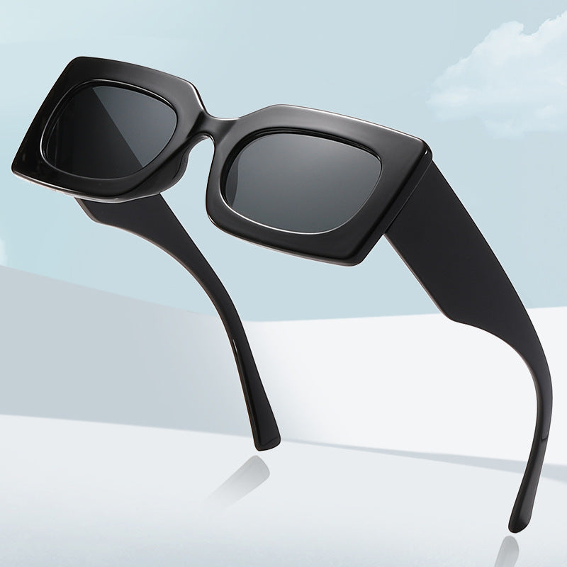 Dame Fashion-solbrille i moderne firkantet design Skanto