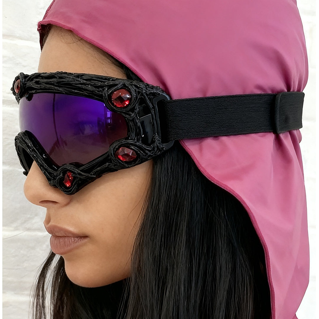 Dame skibrille i futuristisk design med dekorative detaljer Skanto