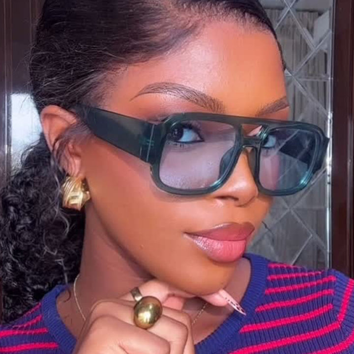 Women's modern sunglasses in elegant rectangular design Skanto