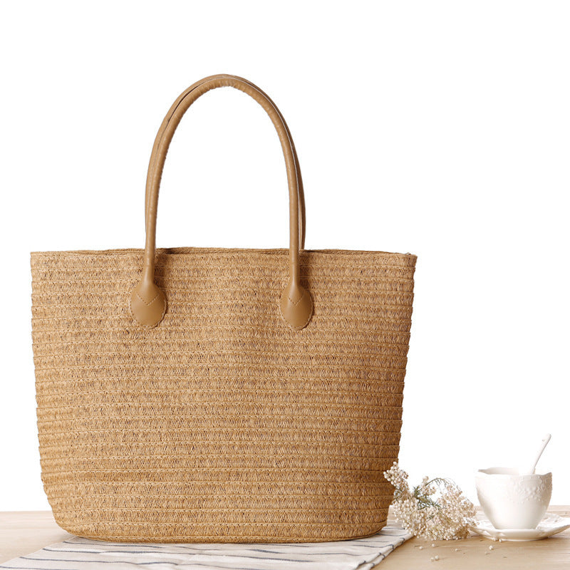Spacious straw shopper with leather handles Skanto
