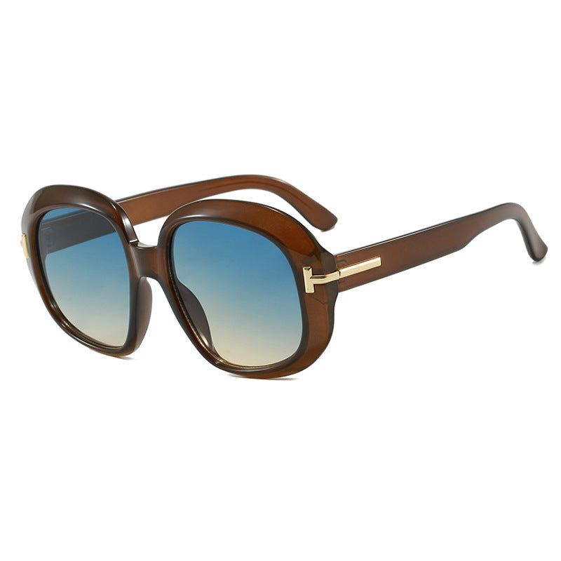 Women's oversized sunglasses with elegant frame structure and UV protection Skanto