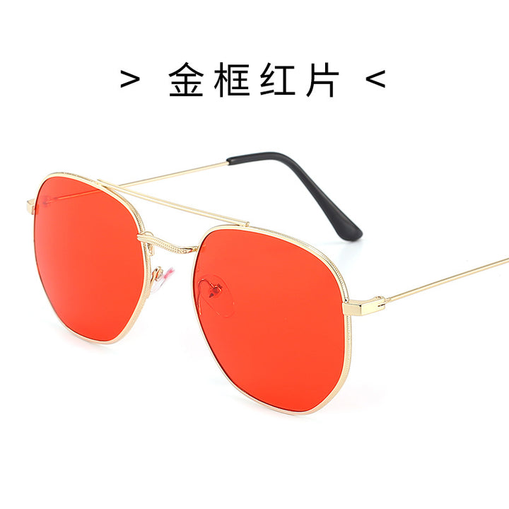 Dame solbrille med oval ramme og beskyttende gradientlinse Skanto