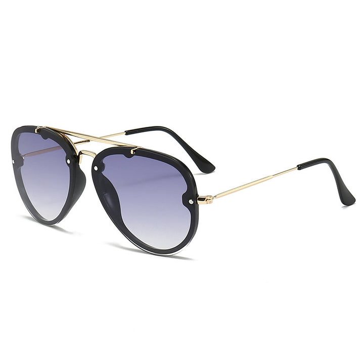 Dame ekstravagant solbrille med stilfull ramme og UV-beskyttelse Skanto