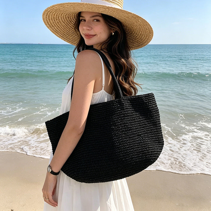 Handmade beach bag in natural material Skanto
