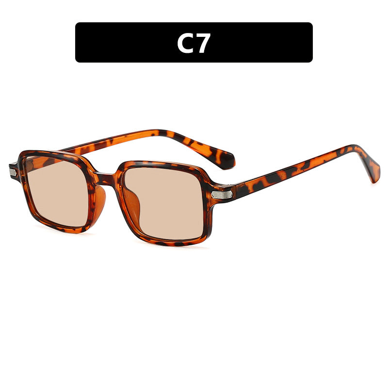 Women's square sunglasses with protective UV filter and robust frame Skanto