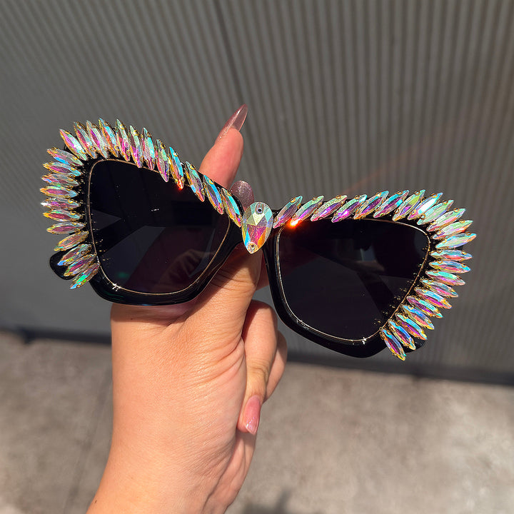 Damer ekstravagant Cat-Eye-solbrille med glitrende krystallspisser Skanto