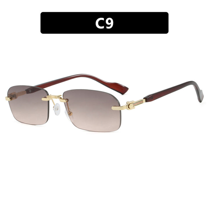 Women's sunglasses with elegant metal frame and stylish wood details Skanto