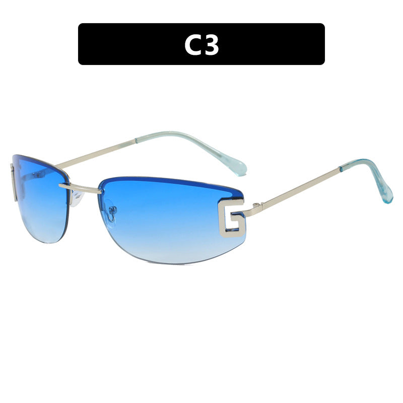 Women's futuristic sunglasses with sporty design and UV protection Skanto