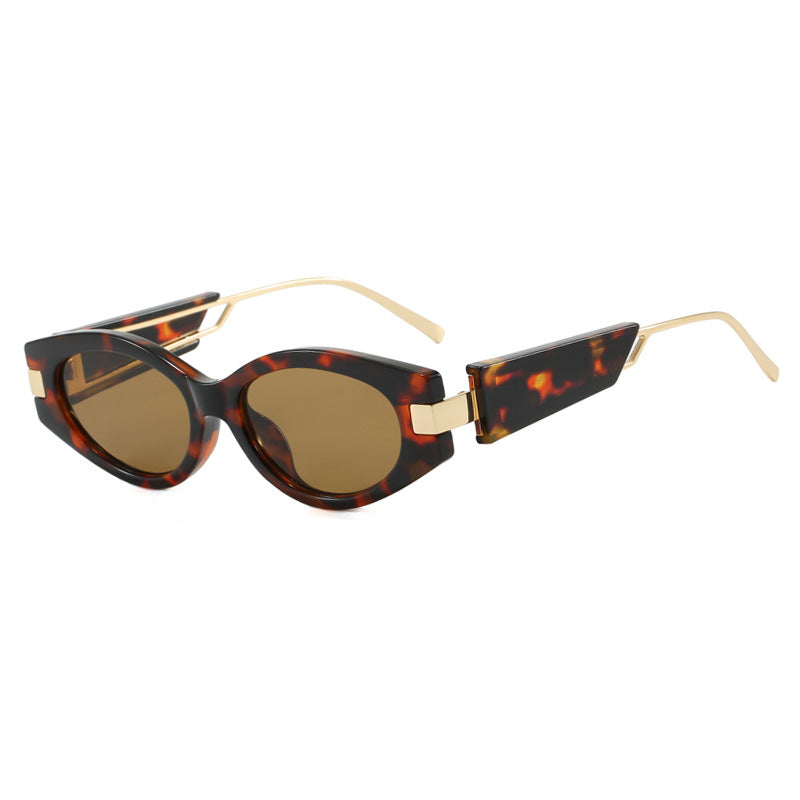 Women's Elegant Cat-Eye Sunglasses with Gold Details Skanto
