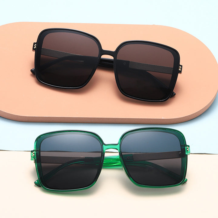 Kvinnenes fashionable solbriller Skanto