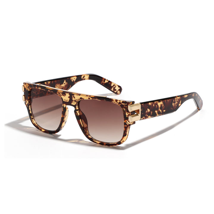Damer trendy oversized solbriller med markant design Skanto