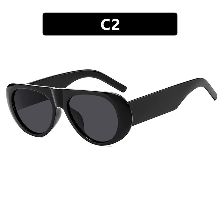 Women's Cat-Eye Sunglasses with Stylish Plastic Frame and Protective UV Filter Skanto