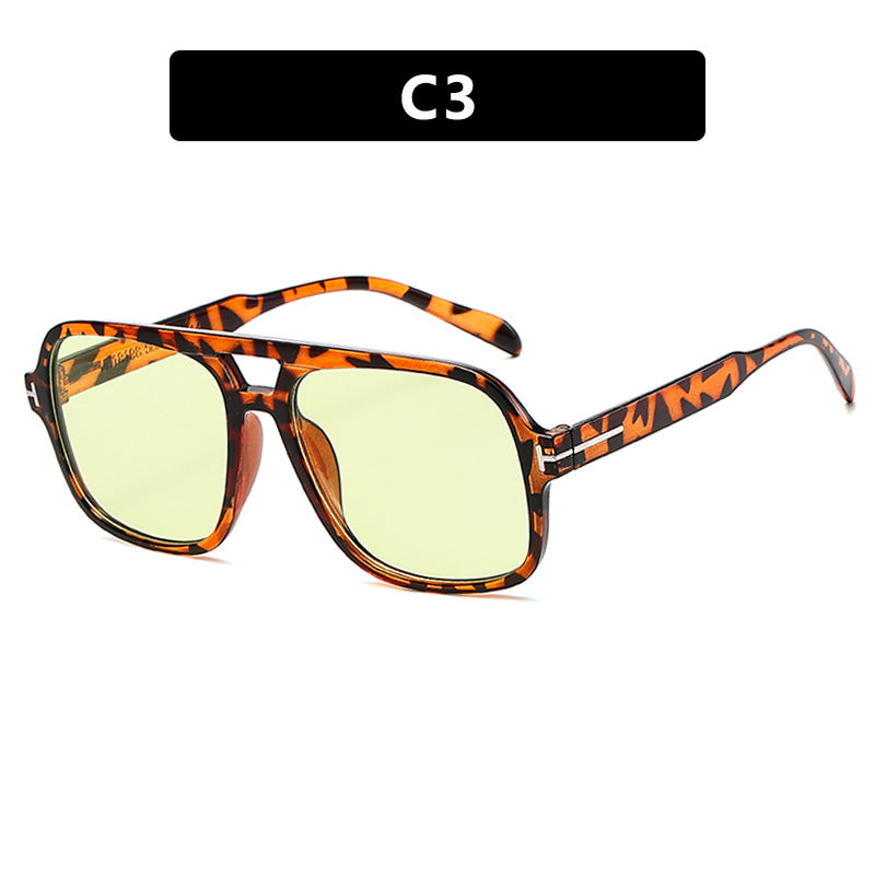 Women's sunglasses in a striking, angular design with UV protection Skanto