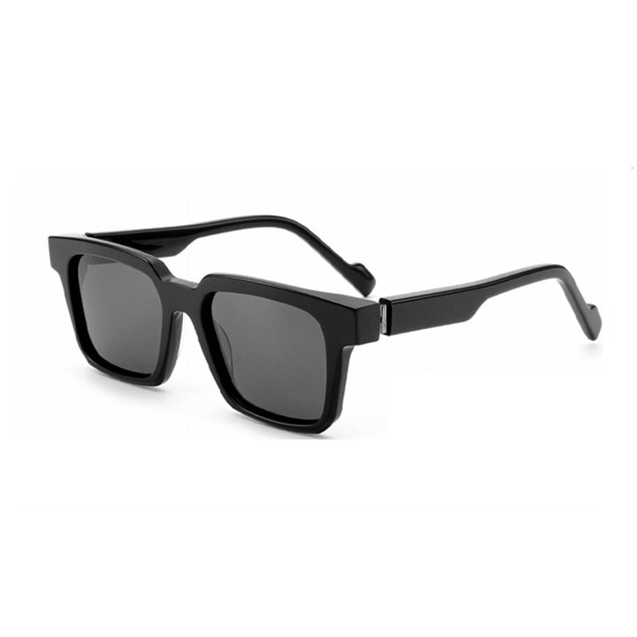 Dame moteriktig kvadratisk solbrille med bred ramme Skanto