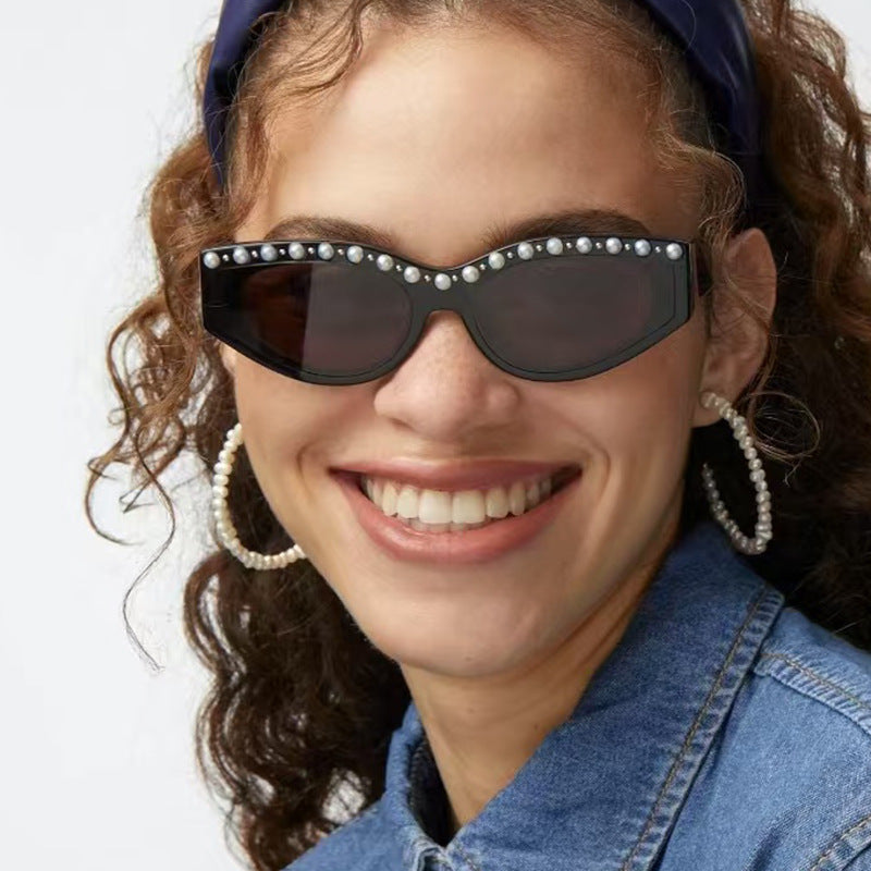 Women's Cat-Eye Sunglasses with Sparkling Rhinestones and Animal Print Skanto