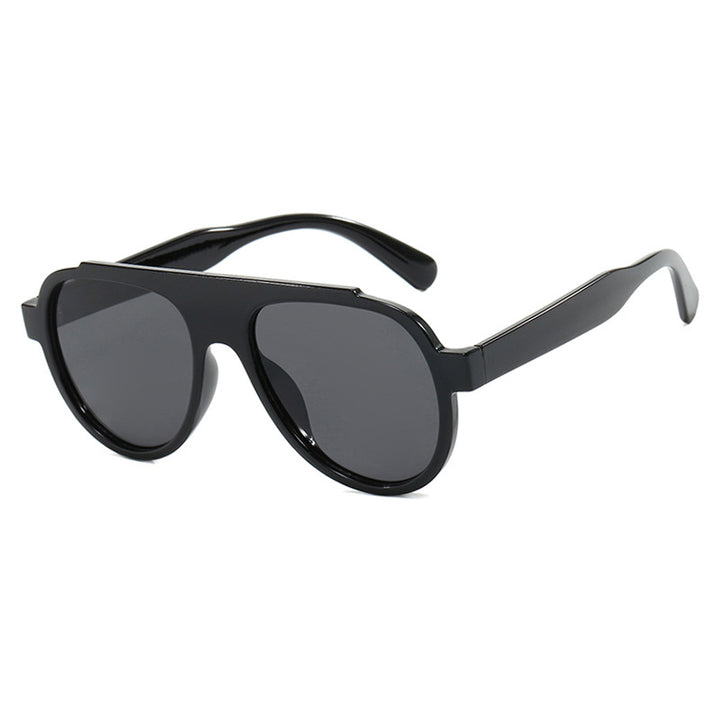 Women's stylish black sunglasses in modern design Skanto