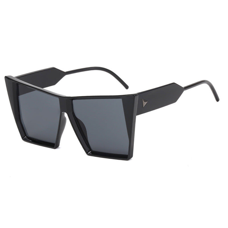 Women's geometric sunglasses with innovative lenses Skanto
