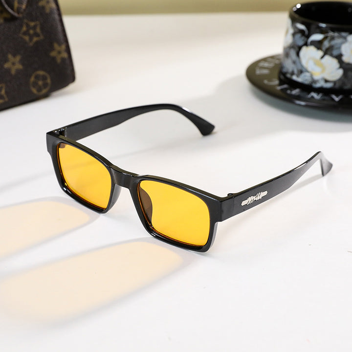 Damer moteriktig lesebrille med elegant design Skanto