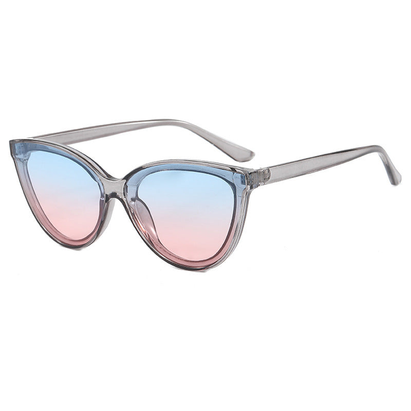 Dame moter Cat-Eye solbriller med gradientlinser Skanto