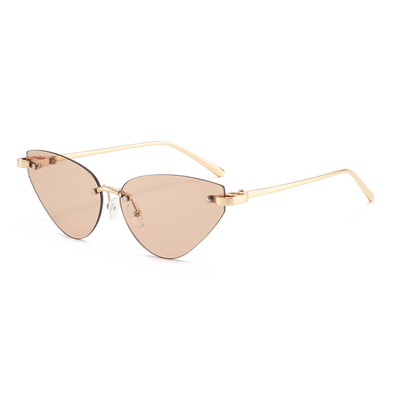 Women's Elegant Cat-Eye Sunglasses with Ultra-Light Metal Frame Skanto