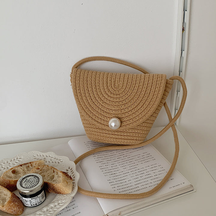 Shoulder Bag with Elegant Pearl Clasp Skanto