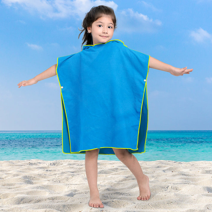 Jente badeponcho Skanto