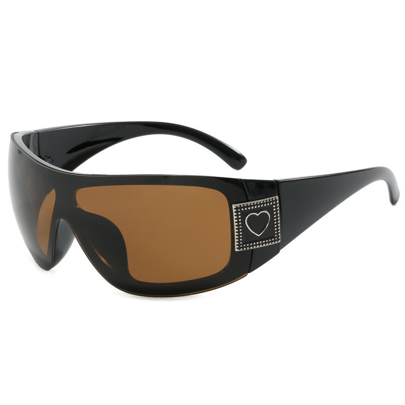 Dame Sports solbriller med moderne design Skanto