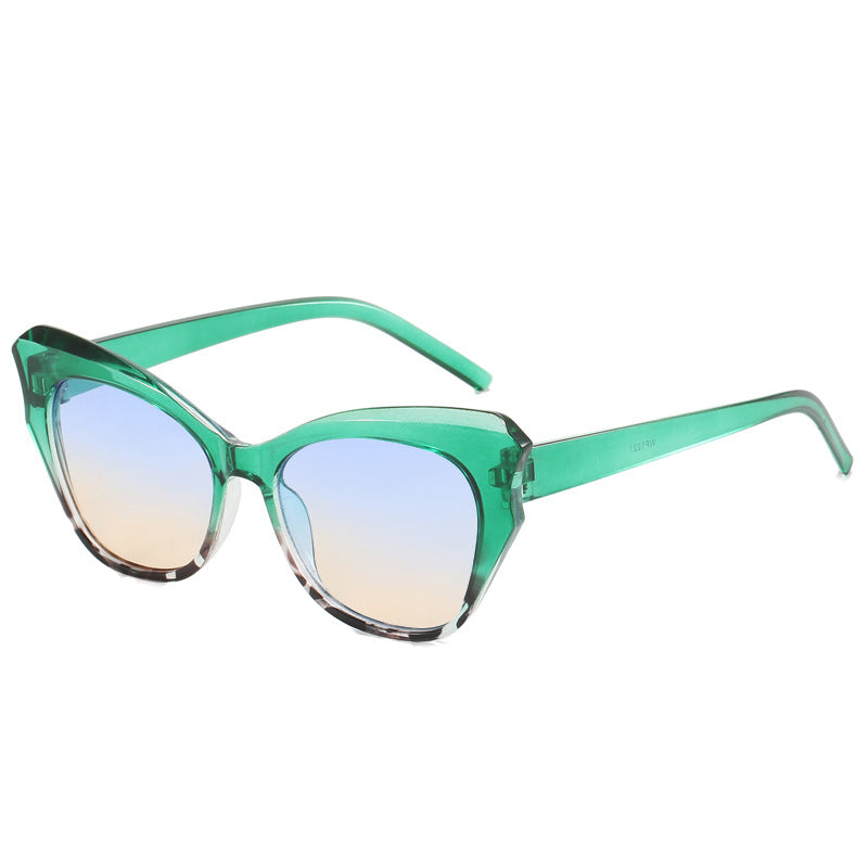 Damen Cat-Eye solbriller med ekstravagant speilingsdesign Skanto