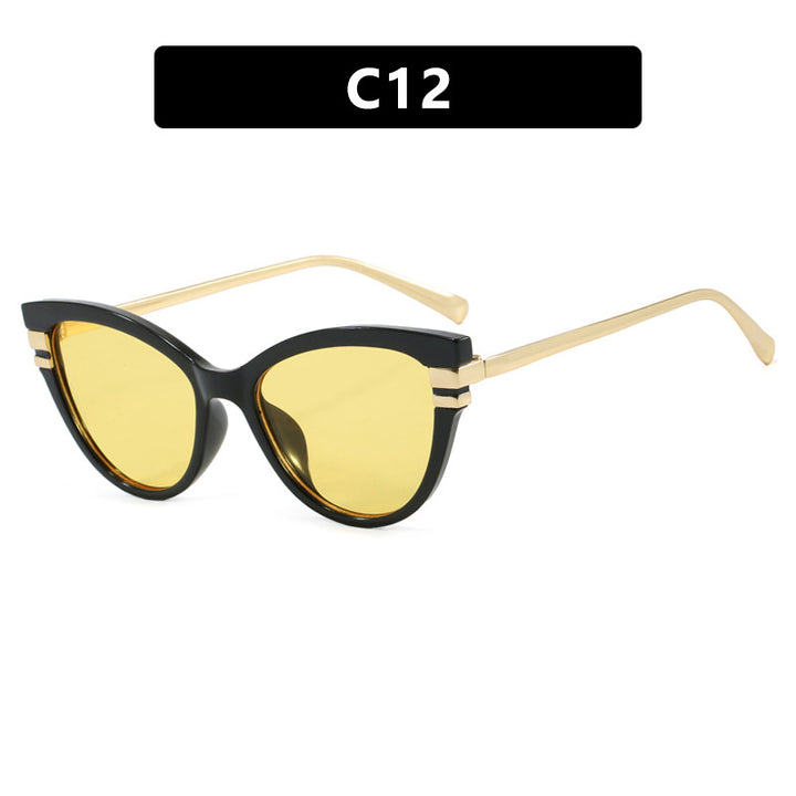 Damer Cat-Eye solbrille med elegante metallakenter Skanto