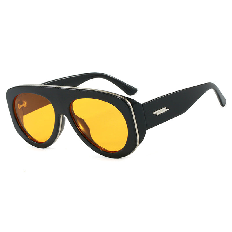 Women's extravagant sunglasses in a striking design Skanto