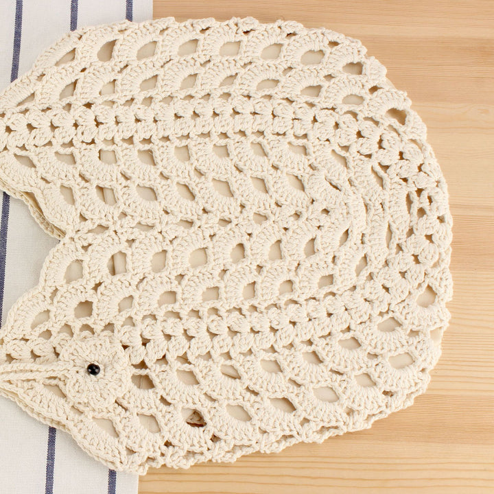 Hand-knotted tote bag with filigree pattern Skanto