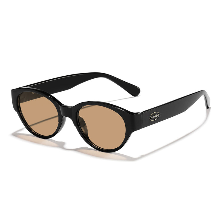 Dame moteriktig solbrille med transparent ramme og ergonomisk design Skanto