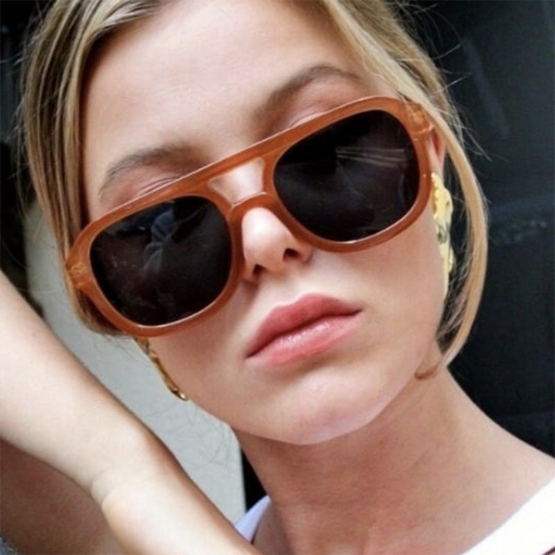 Women's fashionable sports sunglasses with wide, flexible frame Skanto