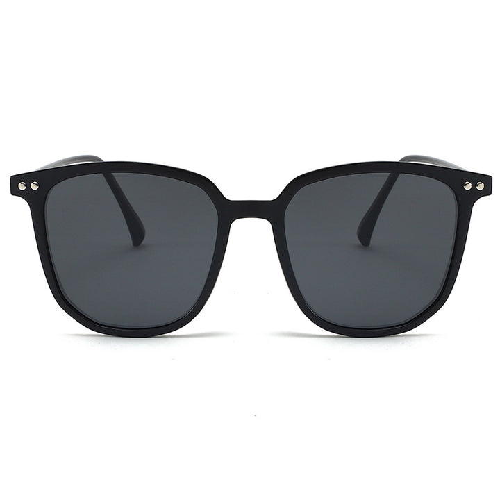 Dame moteriktig oversized solbrille med robust ramme og UV-beskyttelse Skanto